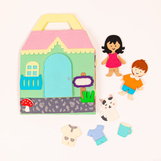 Travel Buddy dollhouse